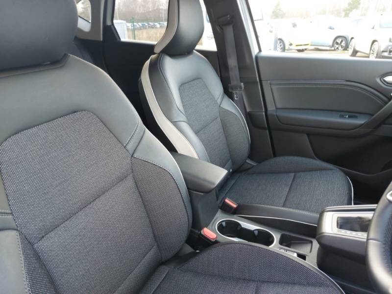 Used Renault Captur 2024 for sale - 77922661: Photo 13