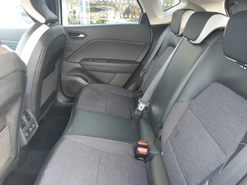 Used Renault Captur 2024 for sale - 77922661: Photo 6