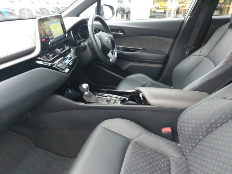 Used Toyota C-HR 2022 for sale - 77669581: Photo 5