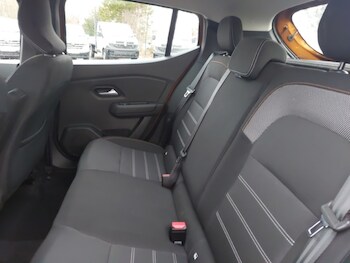 Used Dacia Sandero Stepway 2022 for sale - 77573347: Photo