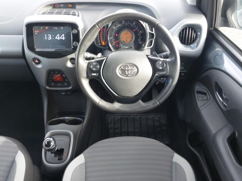 Used Toyota AYGO 2018 for sale - 76358897: Photo 7