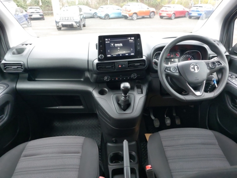 Used Vauxhall Combo Life 2020 for sale - 76947597: Photo 2