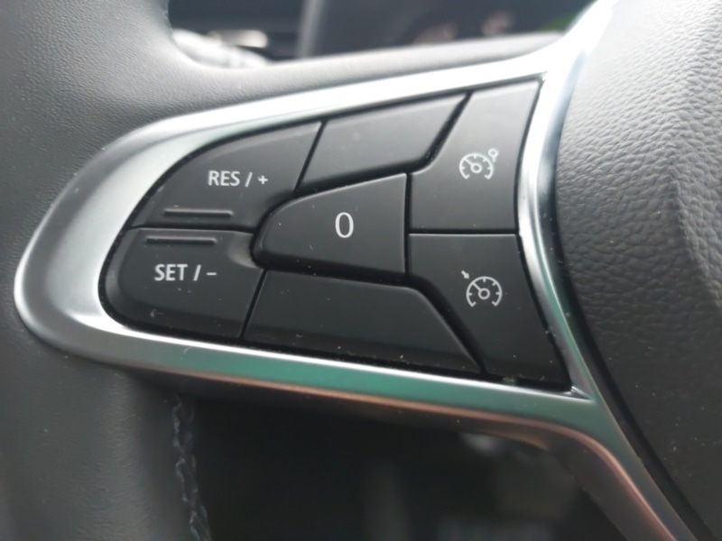 Used Renault Clio 2023 for sale - 77823069: Photo 19