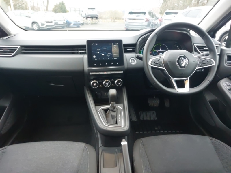 Used Renault Clio 2023 for sale - 77823069: Photo 2