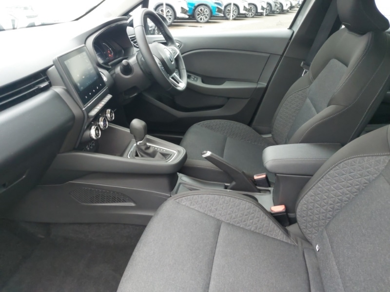 Used Renault Clio 2023 for sale - 77823069: Photo 5