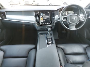 Used Volvo V90 2019 for sale - 75971941: Photo