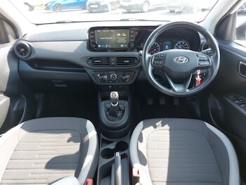 Used Hyundai i10 2021 for sale - 75576455: Photo