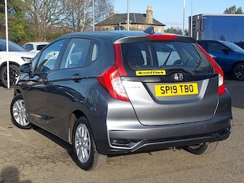 Used Honda Jazz 2019 for sale - 77580464: Photo