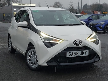 2018 - 1.0 VVT-i X-Play 5dr