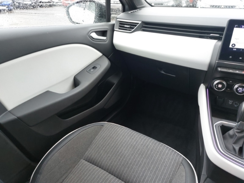 Used Renault Clio 2022 for sale - 76369738: Photo 10