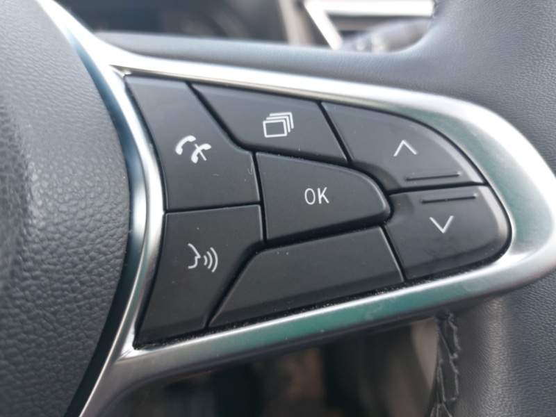 Used Renault Clio 2023 for sale - 76343579: Photo 17