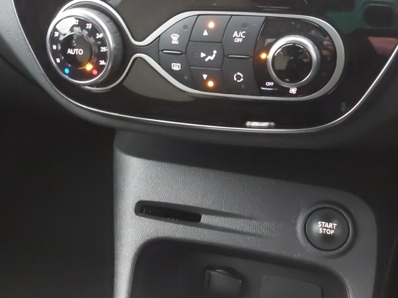 Used Renault Captur 2019 for sale - 77352888: Photo 17