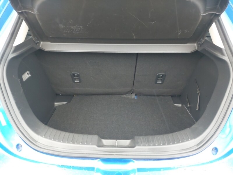 Used Mazda Mazda2 2017 for sale - 77518380: Photo 8