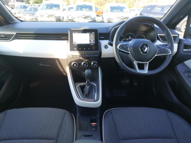 Used Renault Clio 2022 for sale - 76408202: Photo 2