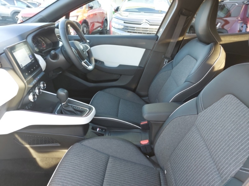 Used Renault Clio 2022 for sale - 76408202: Photo 5