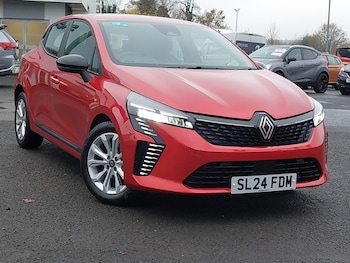 Used Renault Clio 2024 for sale - 76493201: Photo