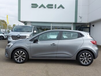 Used Renault Clio 2022 for sale - 78415687: Photo