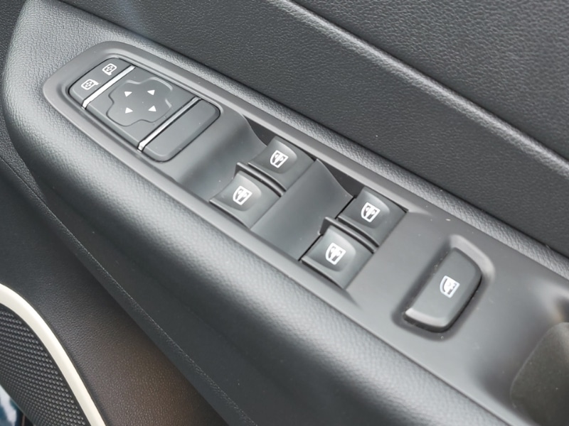 Used Renault Captur 2018 for sale - 76358896: Photo 15