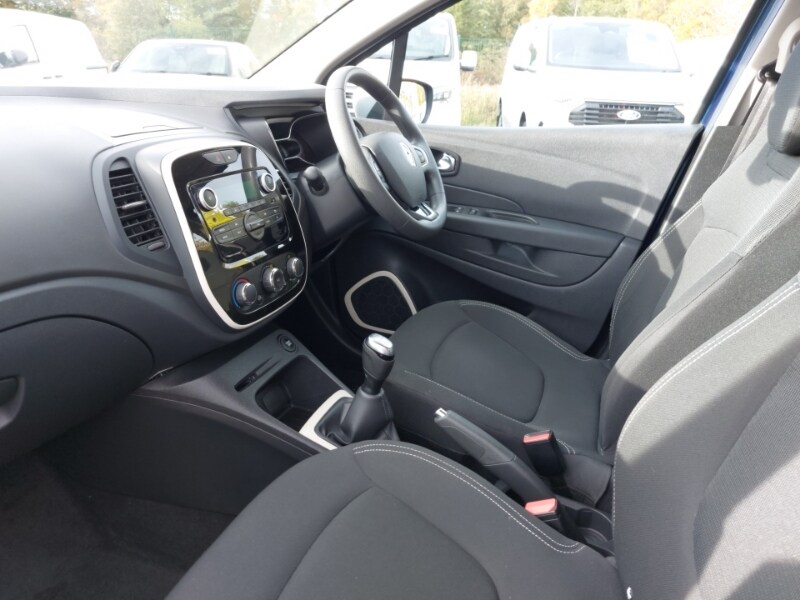 Used Renault Captur 2018 for sale - 76358896: Photo 5