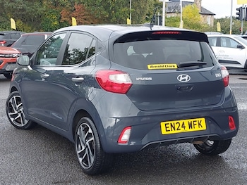 Used Hyundai i10 2024 for sale - 76134991: Photo 3