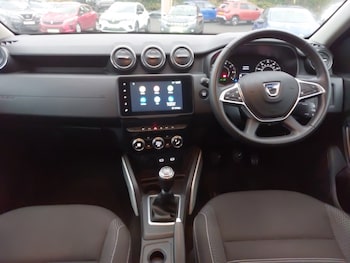 Used Dacia Duster 2022 for sale - 76498292: Photo