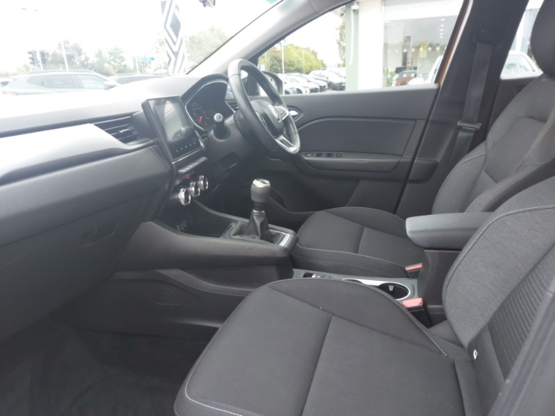 Used Renault Captur 2021 for sale - 76431559: Photo 5