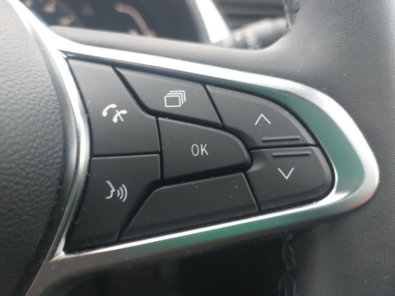 Used Renault Captur 2023 for sale - 76906707: Photo 19