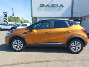 Used Renault Captur 2021 for sale - 74863543: Photo