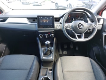 Used Renault Captur 2022 for sale - 79087253: Photo