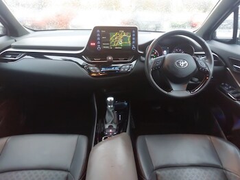 Used Toyota C-HR 2021 for sale - 76456070: Photo