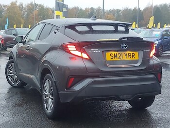 Used Toyota C-HR 2021 for sale - 76456070: Photo