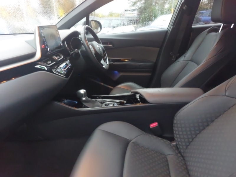 Used Toyota C-HR 2021 for sale - 76456070: Photo 5