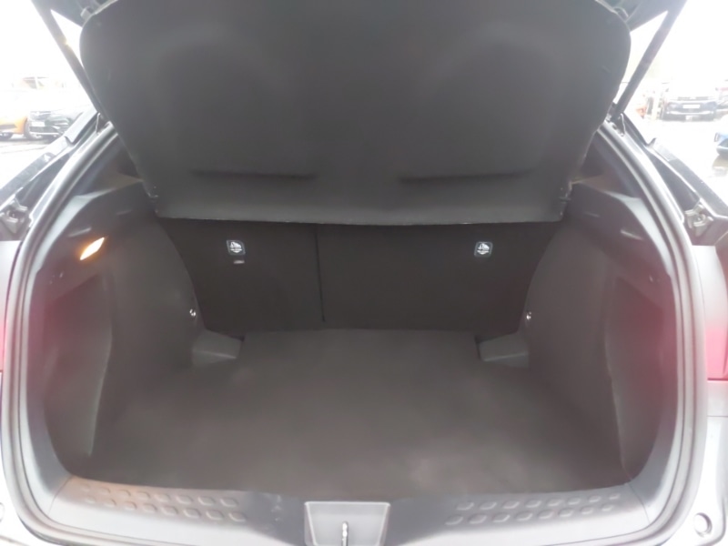 Used Toyota C-HR 2021 for sale - 76456070: Photo 8