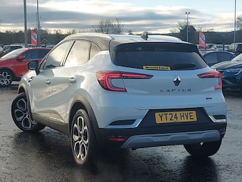Used Renault Captur 2024 for sale - 77141783: Photo
