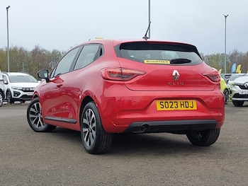 Used Renault Clio 2023 for sale - 78498674: Photo