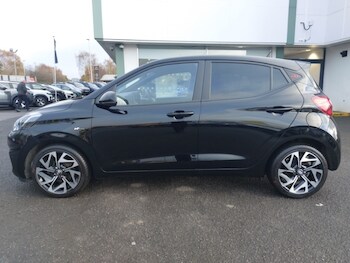 Used Hyundai i10 2021 for sale - 76556554: Photo