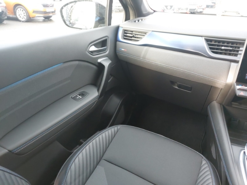 Used Renault Captur 2024 for sale - 76560275: Photo 10