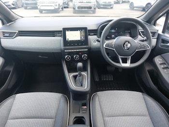 Used Renault Clio 2024 for sale - 78848837: Photo