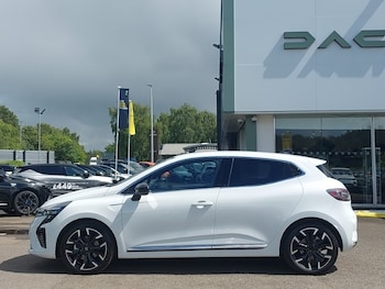 Used Renault Clio 2024 for sale - 78848837: Photo
