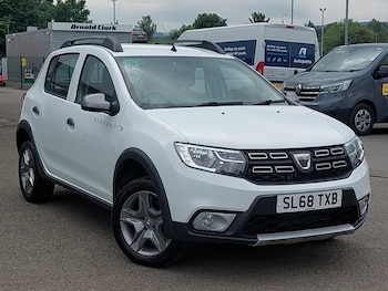 Used Dacia Sandero Stepway 2018 for sale - 79517296: Photo