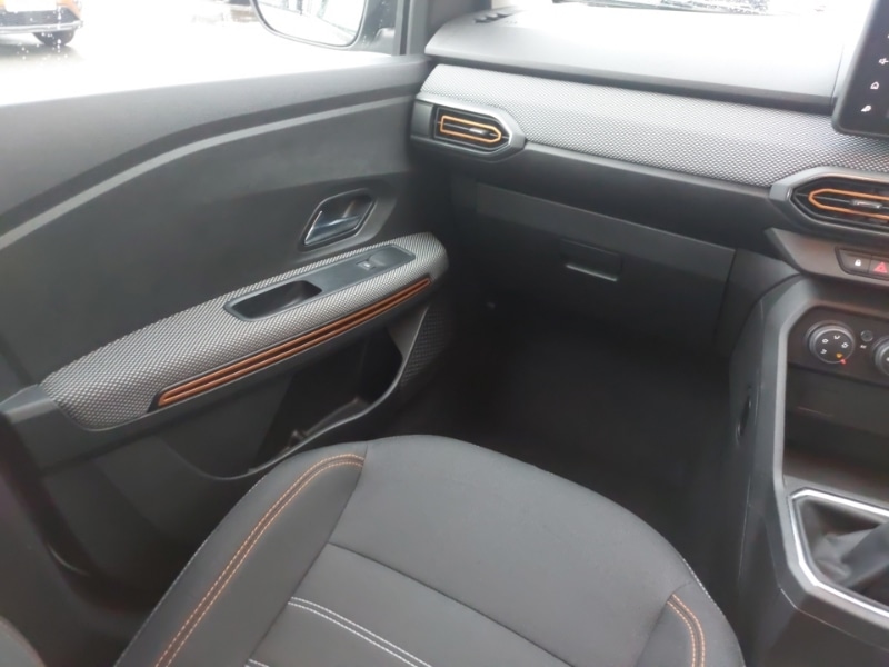 Used Dacia Sandero Stepway 2023 for sale - 77409970: Photo 10