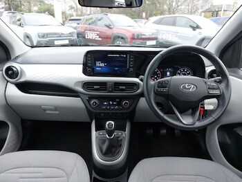 Used Hyundai i10 2022 for sale - 77284435: Photo