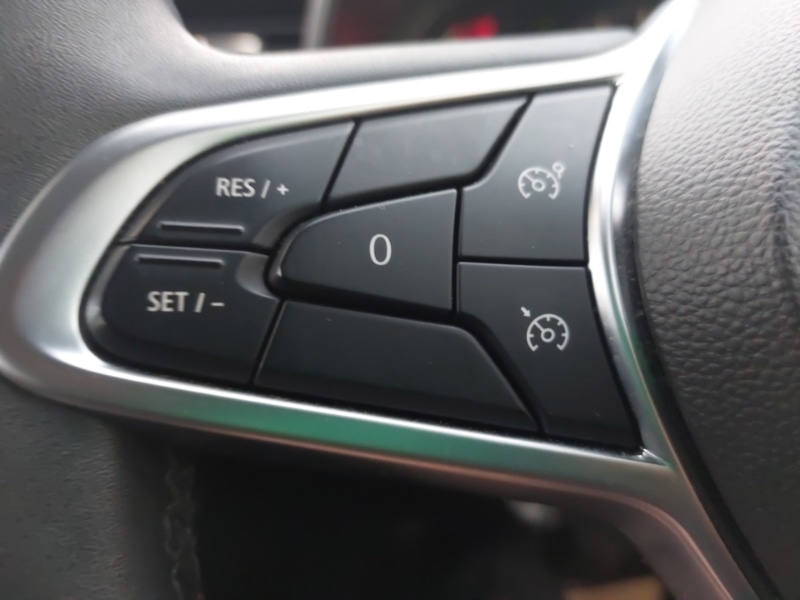 Used Renault Clio 2022 for sale - 76911572: Photo 17