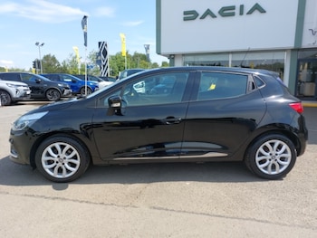 Used Renault Clio 2018 for sale - 79164810: Photo