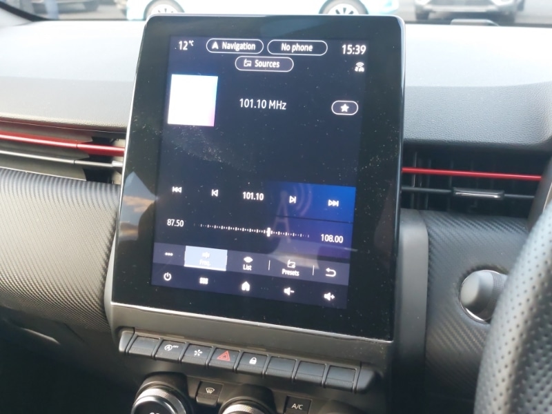 Used Renault Clio 2023 for sale - 76920404: Photo 14