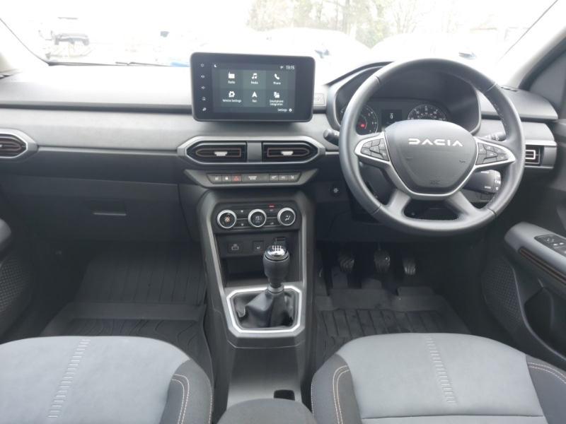 Used Dacia Sandero Stepway 2024 for sale - 77818428: Photo 2