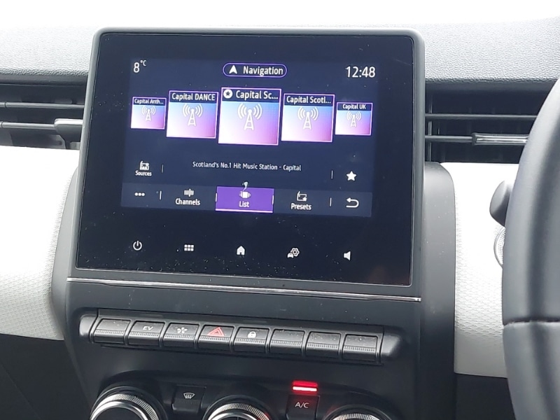 Used Renault Clio 2022 for sale - 76699858: Photo 16