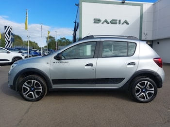 Used Dacia Sandero Stepway 2020 for sale - 78480552: Photo