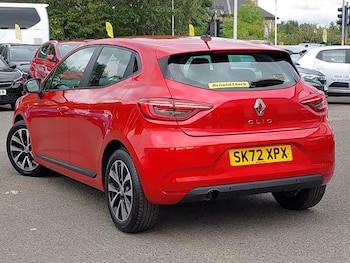 Used Renault Clio 2022 for sale - 75914656: Photo