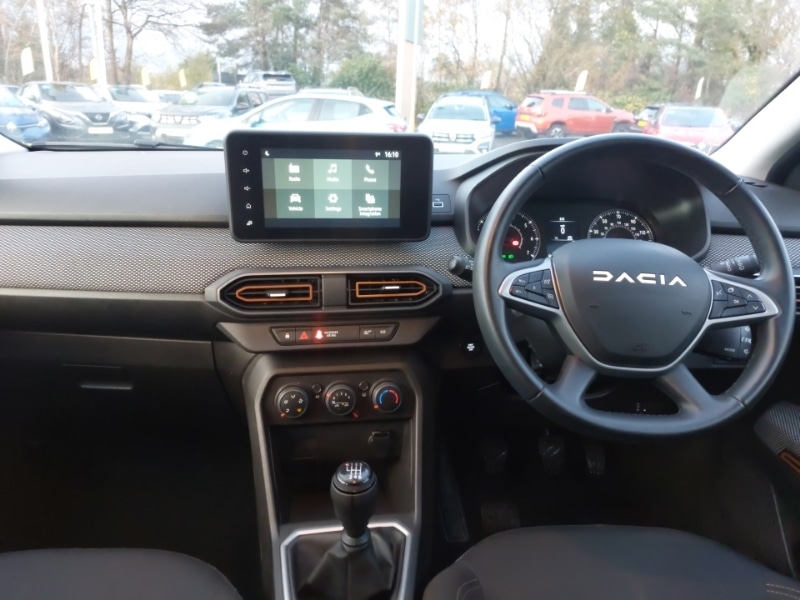 Used Dacia Sandero Stepway 2023 for sale - 76543781: Photo 2